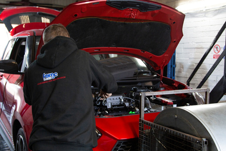 Zesílený intercooler Forge pro Suzuki Swift Sport 1.4 Turbo ZC33S - FMINT16