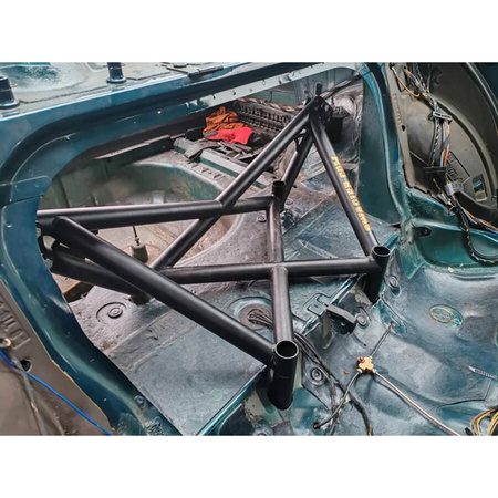 Rozpěrná tyč BMW E46 - Zadní 6bodový X-BRACE