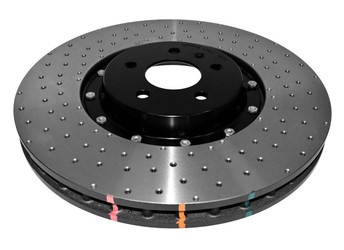 Přední brzdový kotouč DBA 5000 series - Křížově vrtané/prohlubně - DBA52608BLKLXD CADILLAC CTS-V CHEVROLET Camaro 5th Gen