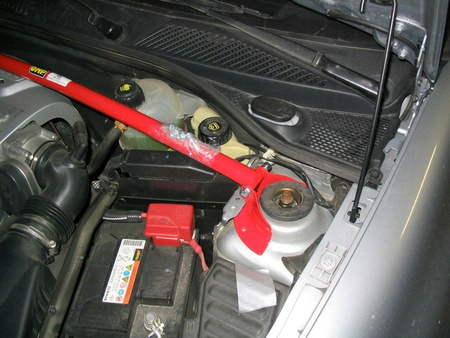 Rozpěrná tyč Renault Clio II - OMP MA/1836 