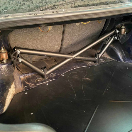 Rozpěrná tyč BMW E36 - zadní 4bodová X-BRACE