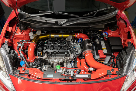 Indukční sada pro Suzuki Swift Sport 1.4 Turbo ZC33S (pravostranné řízení)