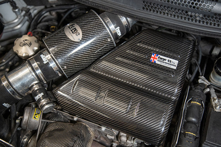 Kryt motoru z uhlíkových vláken pro Fiat Abarth 500/595/695