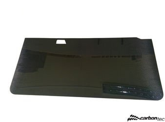 Karbonové dveřní panely na VW Polo Mk3 6N0