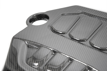 VW, Audi, Cupra, Škoda EA888 Gen 4 Kryt motoru z uhlíkových vláken